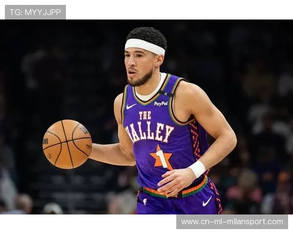 布克连线全队，太阳攻防转换见效